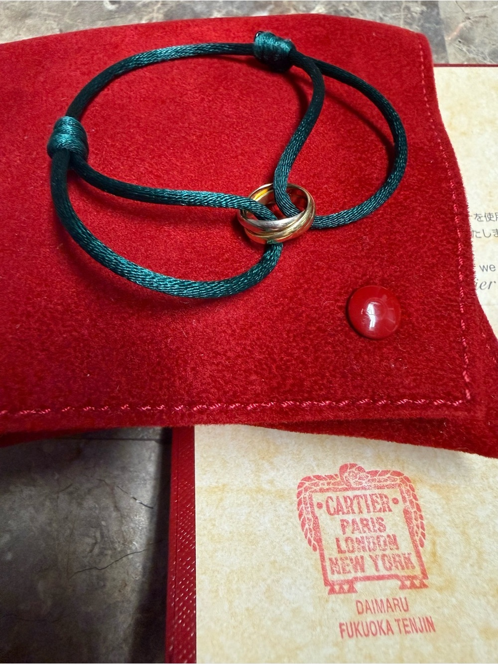 Cartier Trinity Cord Bracelet 18K Gold - Picture 4 of 9